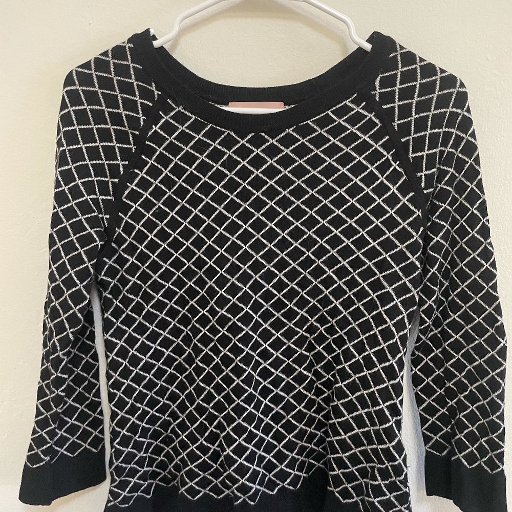 Philosophy Black and White Sweater, M